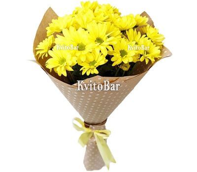 Маленький букет жовтих хризантем