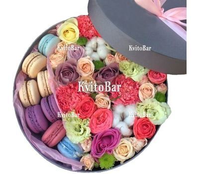 Ніжна композиція з Macarons