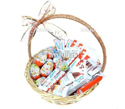 Подарочная корзина Kinder