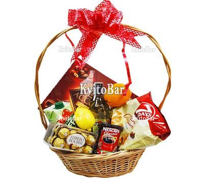 Продуктова корзина з мартіні