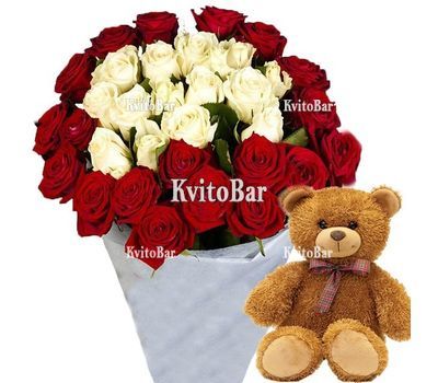 Ведмедик з букетом троянд